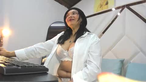valeria_gil_ online show from 04.19.26