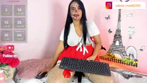 valeria  independent model  online show from 10.31.25