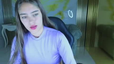 Snapshot of valeriaa_s chatting on 07.23.26 valeriaa_s online show from 07.23.26