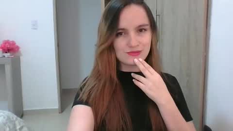 valeriafrannco online show from 03.02.25