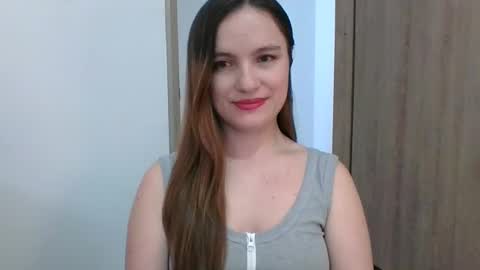 valeriafrannco online show from 03.08.25