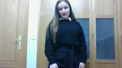 valeriafrannco online show from 10.14.25