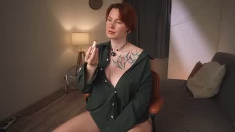 Snapshot of valeriaraw chatting on 06.11.26 Valeria online show from 06.11.26