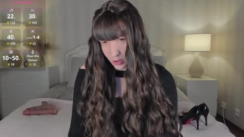 Snapshot of valeriasecret chatting on 12.19.25 Valeria online show from 12.19.25