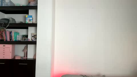 valerie07 online show from 04.15.26