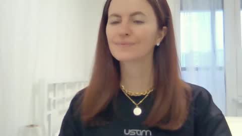 Snapshot of valerie_rose777 chatting on 12.25.24 valerie_rose777 online show from 12.25.24