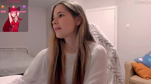 Snapshot of valeriebubbles chatting on 10.17.25 Valerie online show from 10.17.25