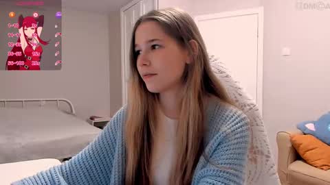 Snapshot of valeriebubbles chatting on 10.20.25 Valerie online show from 10.20.25