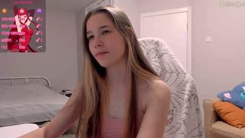 Snapshot of valeriebubbles chatting on 10.23.25 Valerie online show from 10.23.25