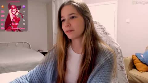 Snapshot of valeriebubbles chatting on 10.31.25 Valerie online show from 10.31.25