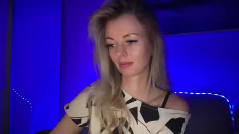 Valerie  online show from 03.12.26