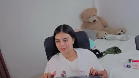 Juli C online show from 04.15.26