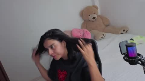 Snapshot of valerihouse_ chatting on 06.03.26 valerihouse_ online show from 06.03.26