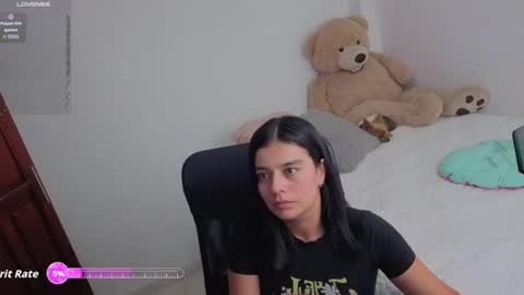 Snapshot of valerihouse_ chatting on 06.19.26 valerihouse_ online show from 06.19.26