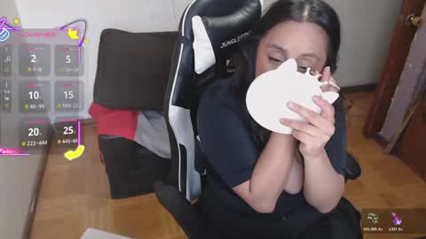 Snapshot of valerimayerss chatting on 05.30.26 ValeriaMayerss online show from 05.30.26