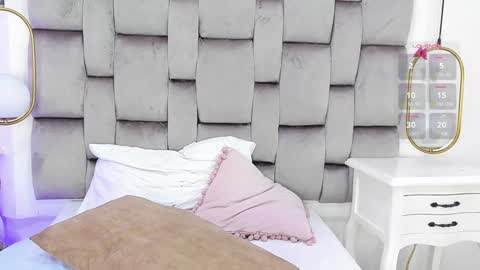 Snapshot of valerith_vega chatting on 01.03.25   online show from 01.03.25