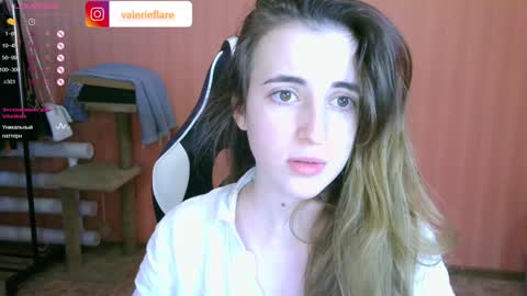 Snapshot of valeritiio chatting on 01.14.25 valeritiio online show from 01.14.25