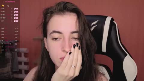 Snapshot of valeritiio chatting on 10.01.25 valeritiio online show from 10.01.25