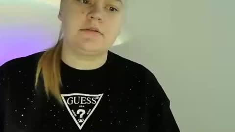 Snapshot of valerivane chatting on 12.02.25 Valery online show from 12.02.25