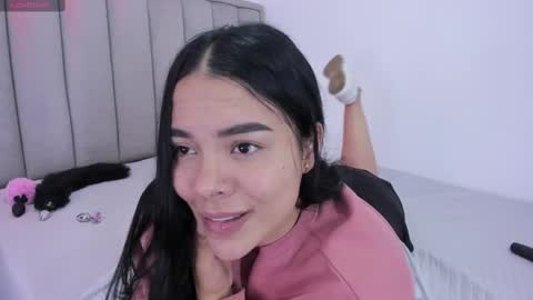 Cris  online show from 02.25.25