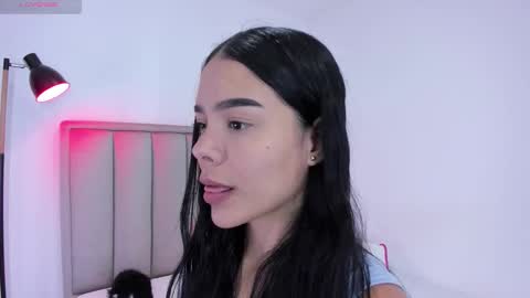 Cris  online show from 10.12.25