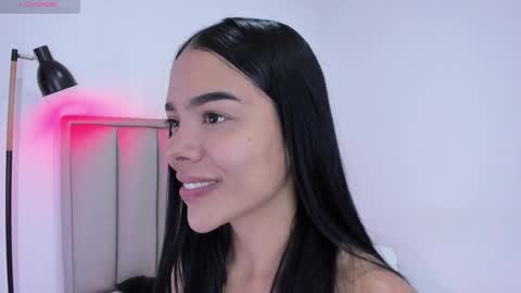 Cris  online show from 11.28.25