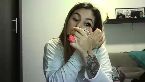 Snapshot of valery__rouse_ chatting on 06.02.26 Valery online show from 06.02.26