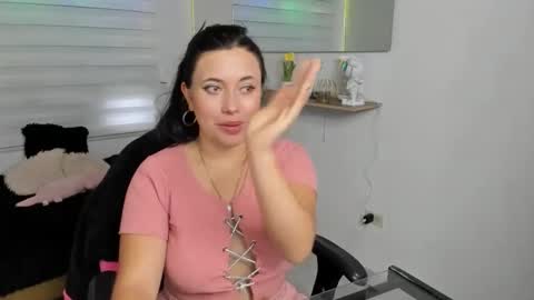 Snapshot of valery_bonneth chatting on 02.12.26 valery_bonneth online show from 02.12.26