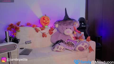  Valery Lin Dupont online show from 10.30.25