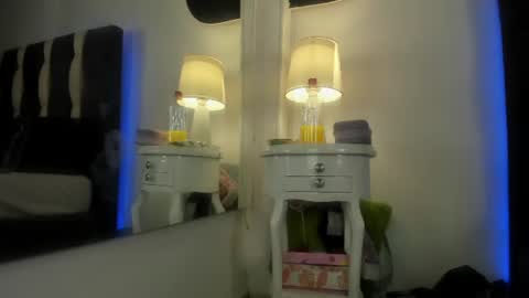 Snapshot of valery_hot692 chatting on 06.11.26 valery_hot692 online show from 06.11.26