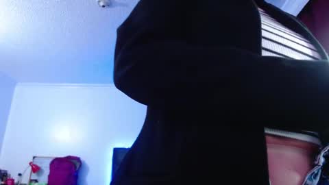 Snapshot of valery_meer_ chatting on 09.10.25 Valeria online show from 09.10.25