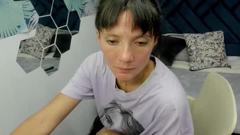 VALERY MORE online show from 10.16.25