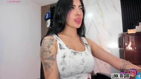Snapshot of valery_sunn chatting on 07.17.26 Ashley online show from 07.17.26