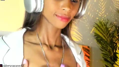 Valery swan1 online show from 12.08.24