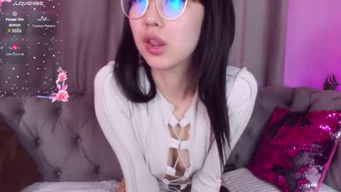 Snapshot of valerymur chatting on 02.26.25 Valery Mur3 online show from 02.26.25