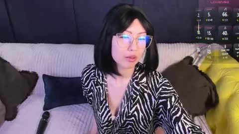 Snapshot of valerymur chatting on 05.03.26 Valery Mur3 online show from 05.03.26