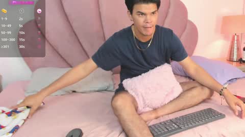 Valery Stonne  online show from 12.12.24