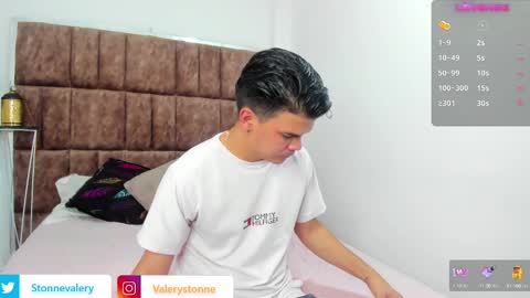 Valery Stonne  online show from 01.05.25