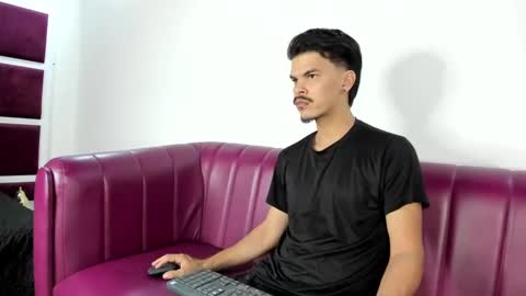 Valery Stonne  online show from 09.21.25