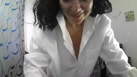 Snapshot of valerywin chatting on 06.15.26 Valery Win online show from 06.15.26