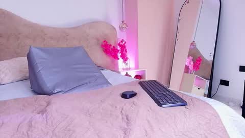 Valeska online show from 03.04.26