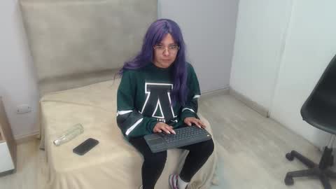 valevicious online show from 09.29.25