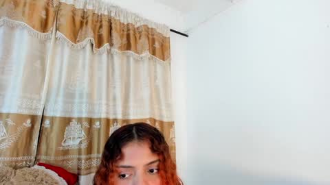 Snapshot of valientegirl_ chatting on 12.28.24 VALIENTE  online show from 12.28.24