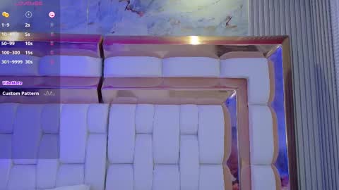 Valkiria moore  online show from 09.28.25