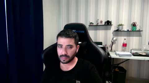 Roberto Carlos online show from 10.26.25