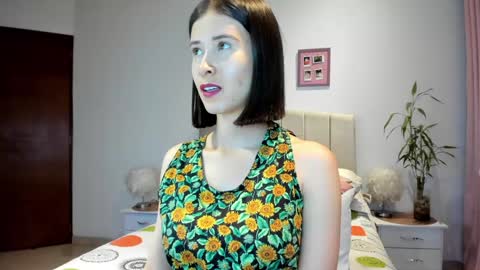Snapshot of vallejo_macarena chatting on 12.05.24 Macarena online show from 12.05.24