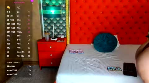 Valerie Val V online show from 12.18.25