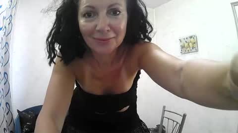 Snapshot of valleriwind chatting on 07.22.26 ValleriWind online show from 07.22.26