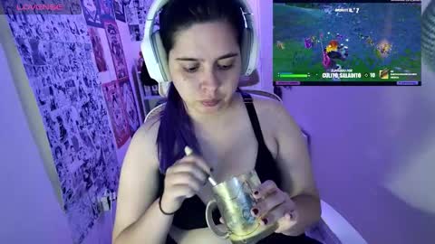 Im Violet online show from 02.13.26