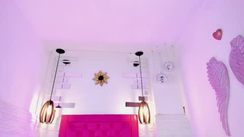 Snapshot of valloletsamar chatting on 03.02.25 Vallolet Peach  online show from 03.02.25